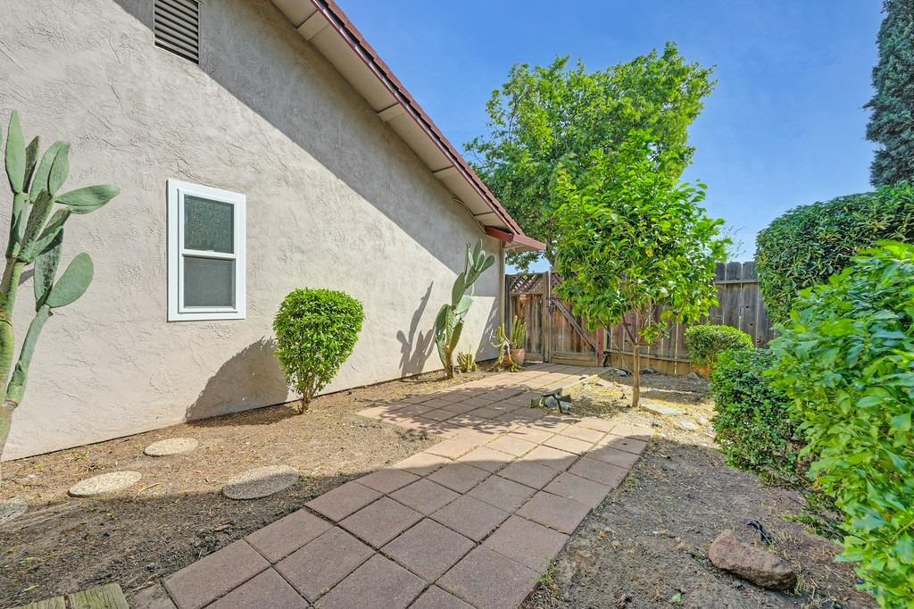 Detail Gallery Image 54 of 64 For 1321 White Owl Ln, Stockton,  CA 95215 - 3 Beds | 2 Baths