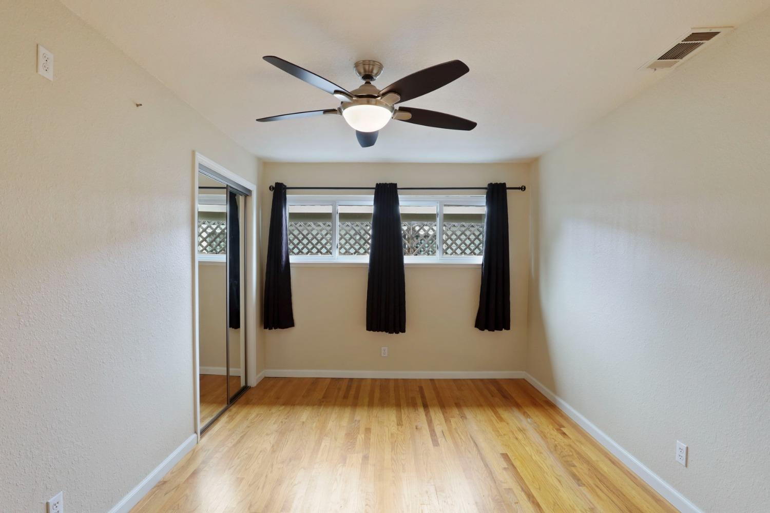 Detail Gallery Image 21 of 39 For 3973 Duke Way, Livermore,  CA 94550 - 3 Beds | 2 Baths