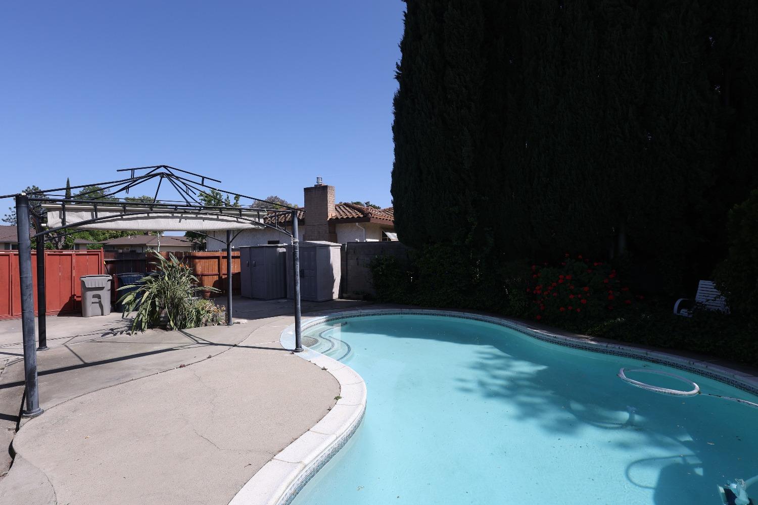 Denslow Way, Sacramento, California image 6