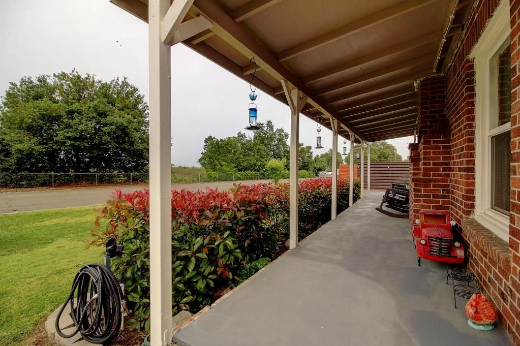 Riverside Drive, Riverbank, California image 10