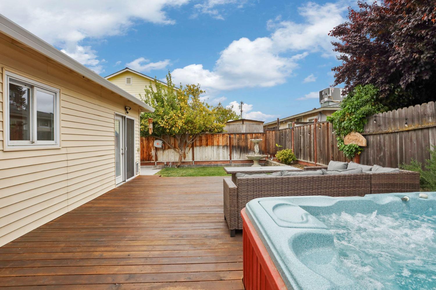 Detail Gallery Image 24 of 39 For 3973 Duke Way, Livermore,  CA 94550 - 3 Beds | 2 Baths