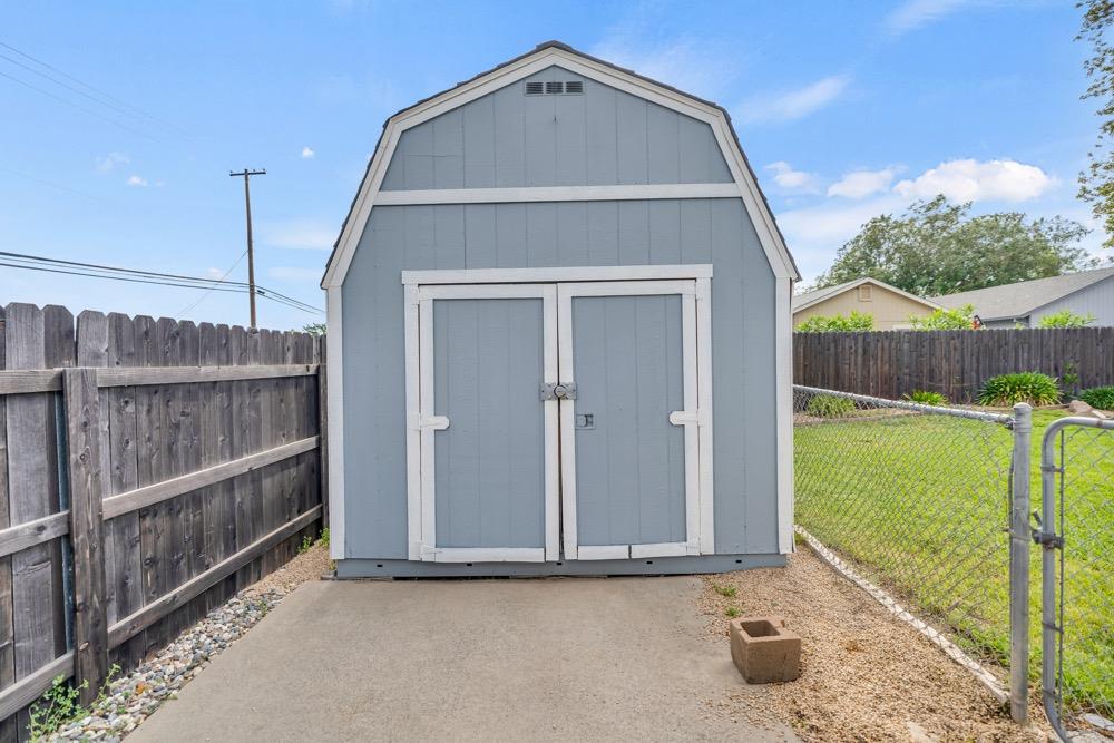 Sun Brae Court, Rio Linda, California image 35