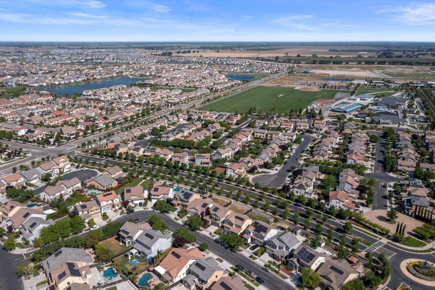Detail Gallery Image 56 of 57 For 1231 Navigator Dr, Lathrop,  CA 95330 - 4 Beds | 3 Baths