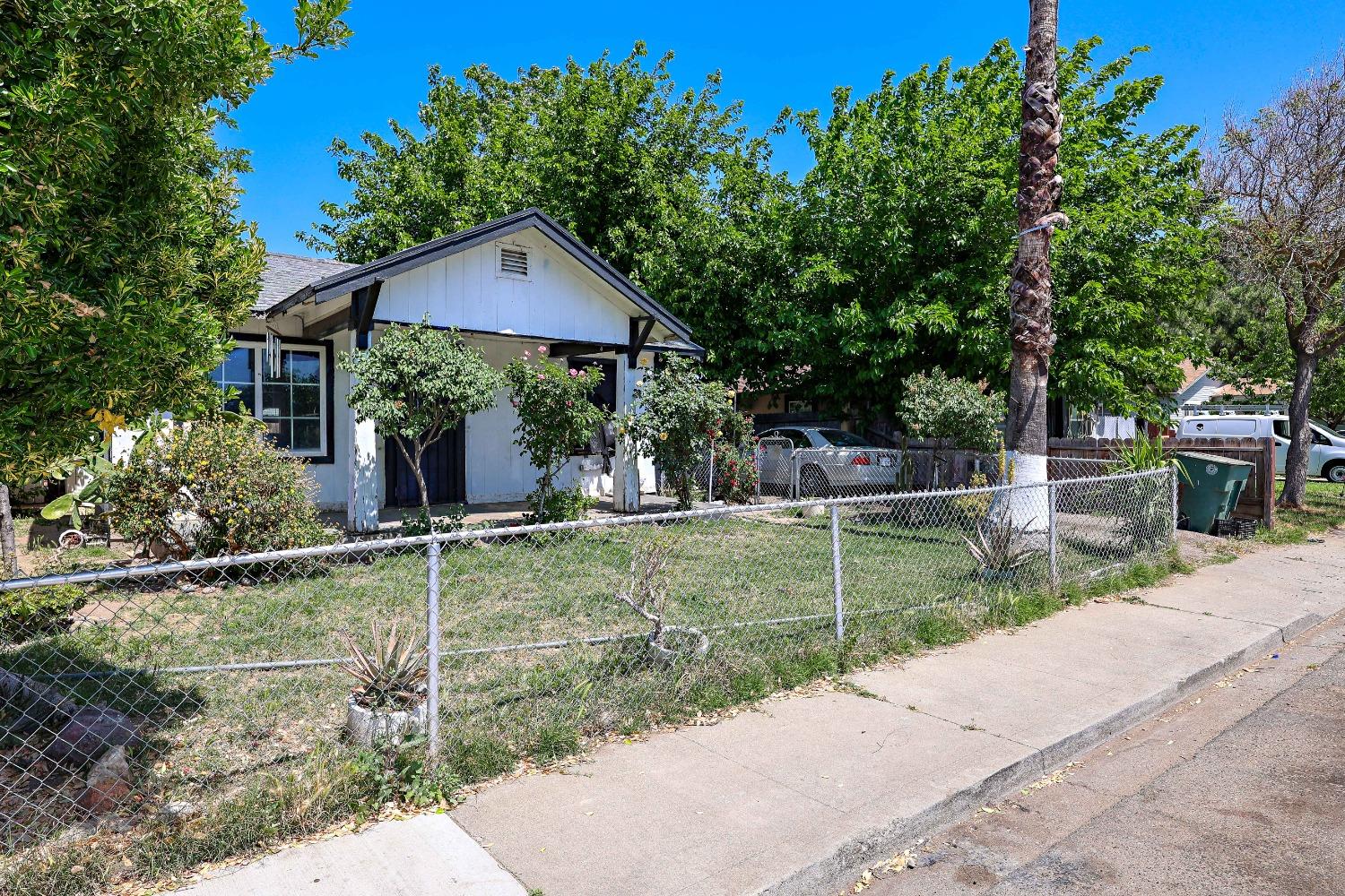 Virginia Street, Manteca, California image 1