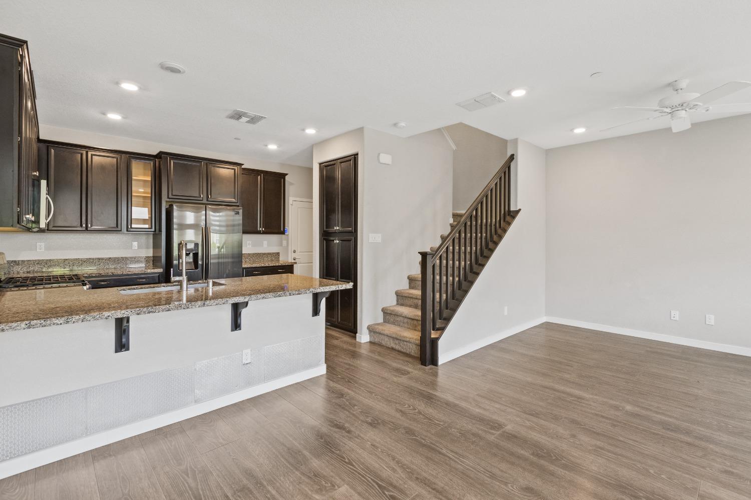 Detail Gallery Image 12 of 45 For 4164 Sally Ride Way, Sacramento,  CA 95834 - 3 Beds | 2/1 Baths