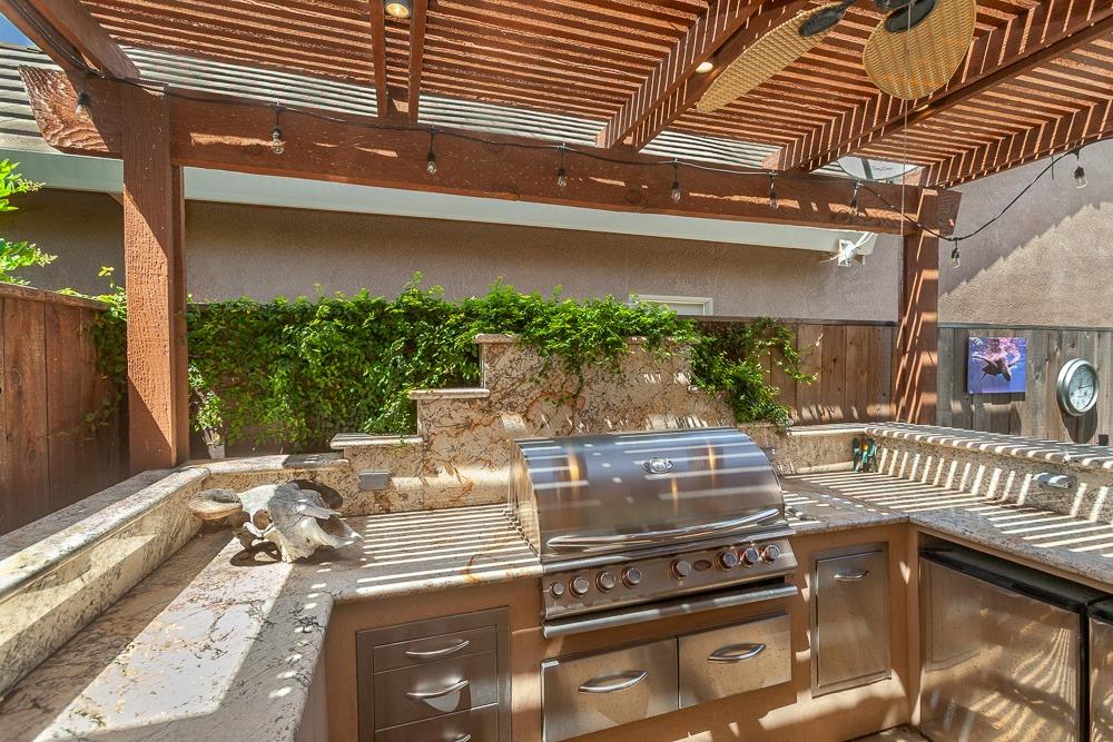 Detail Gallery Image 86 of 87 For 1111 Brighton Way, Lodi,  CA 95242 - 4 Beds | 3/1 Baths