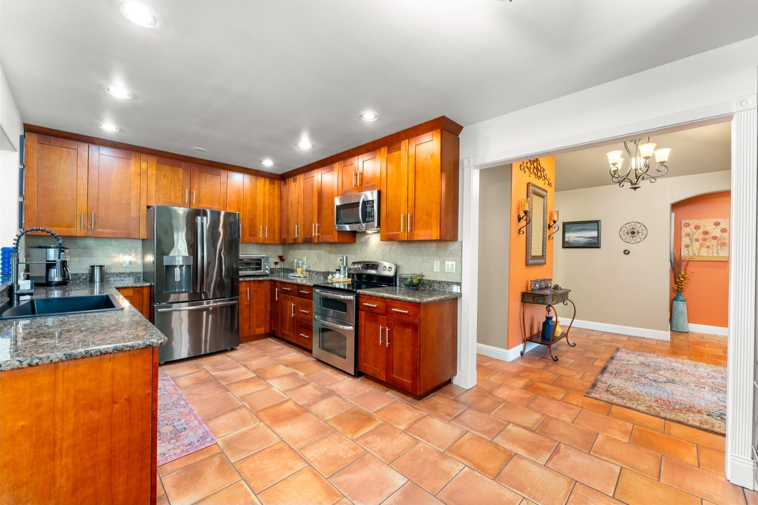 Detail Gallery Image 27 of 81 For 32454 S River Rd, Clarksburg,  CA 95612 - 3 Beds | 2/1 Baths
