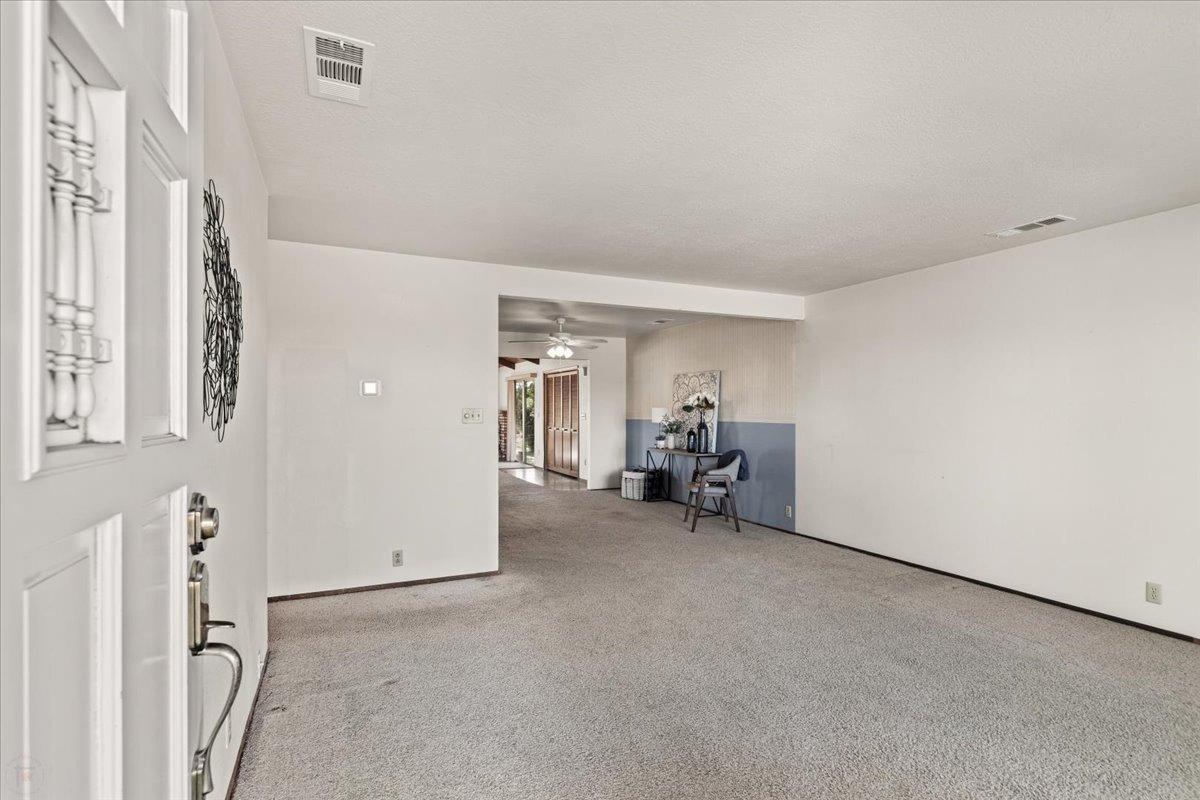 Detail Gallery Image 10 of 72 For 23786 Alice Rd, Manteca,  CA 95337 - 4 Beds | 2 Baths