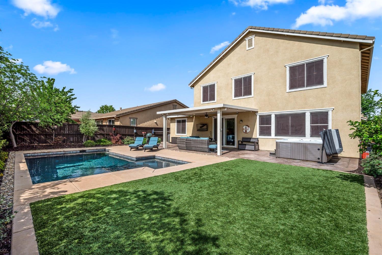Detail Gallery Image 38 of 70 For 902 Anvil Cir, Rocklin,  CA 95765 - 4 Beds | 3 Baths