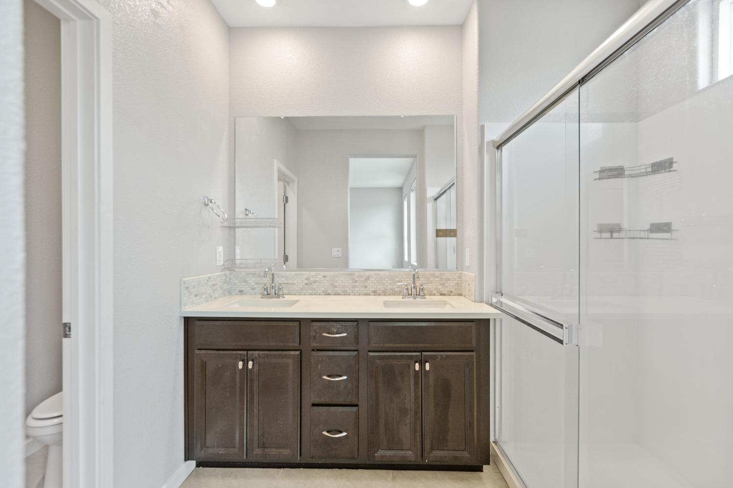 Detail Gallery Image 27 of 45 For 4164 Sally Ride Way, Sacramento,  CA 95834 - 3 Beds | 2/1 Baths