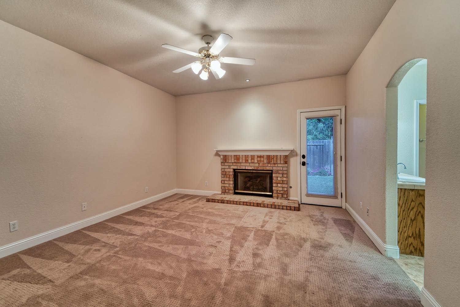 Detail Gallery Image 23 of 34 For 1749 Independence Dr, Yuba City,  CA 95993 - 3 Beds | 2 Baths