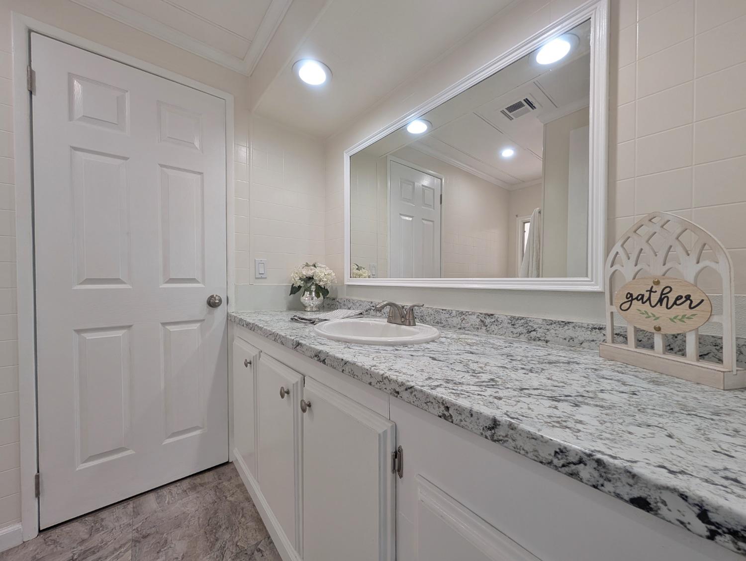 Detail Gallery Image 38 of 67 For 4900 N Hwy 99, Stockton,  CA 95212 - 3 Beds | 2 Baths