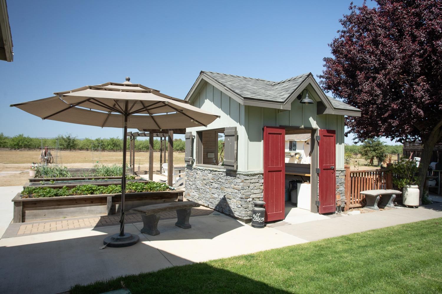 Detail Gallery Image 20 of 81 For 509 Wyer Rd, Arbuckle,  CA 95912 - 5 Beds | 2/1 Baths