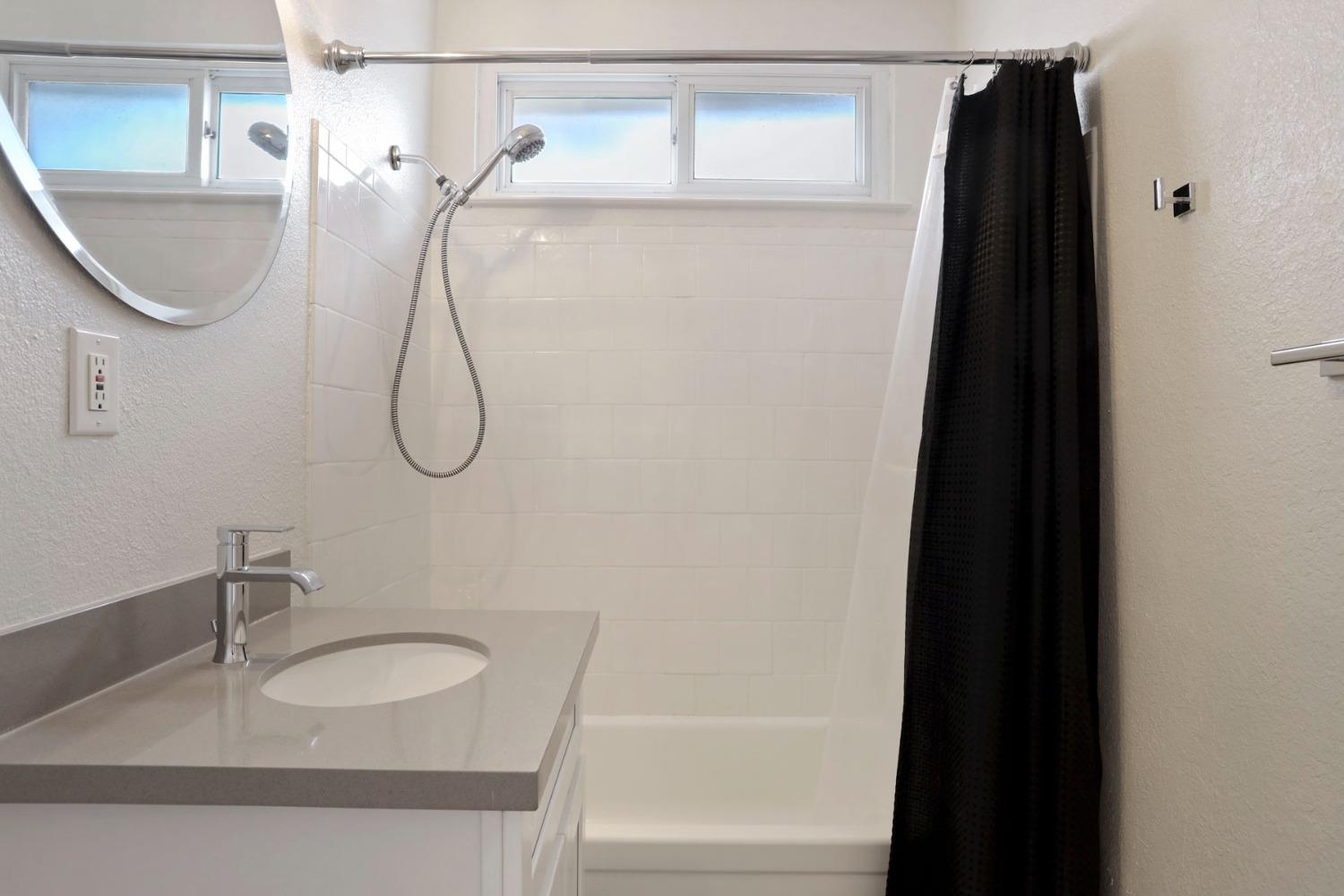 Detail Gallery Image 16 of 39 For 3973 Duke Way, Livermore,  CA 94550 - 3 Beds | 2 Baths
