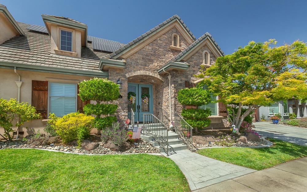 Detail Gallery Image 5 of 87 For 1111 Brighton Way, Lodi,  CA 95242 - 4 Beds | 3/1 Baths