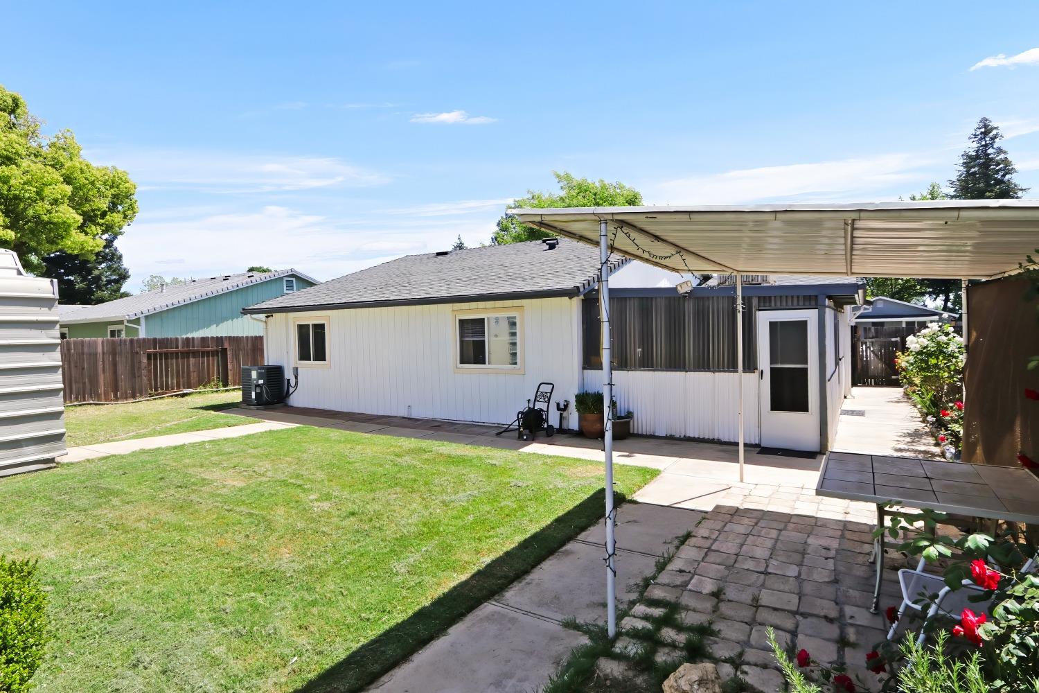 Kliever Way, Elk Grove, California image 32