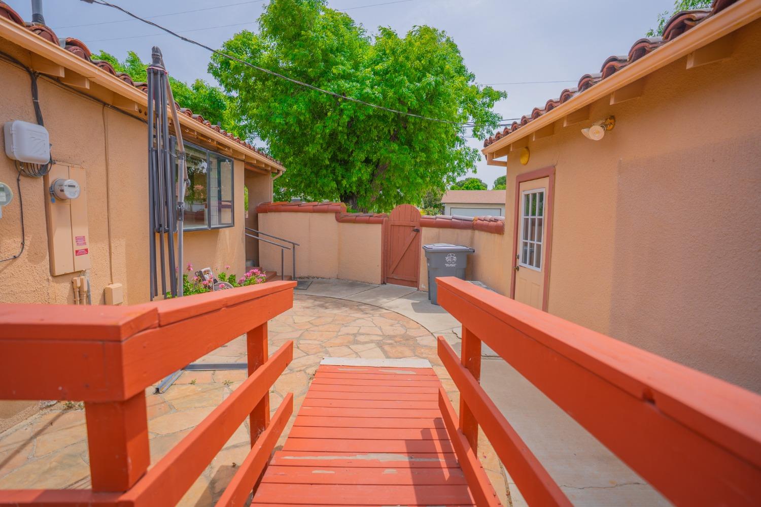 Detail Gallery Image 66 of 87 For 1735 S 6th St, Los Banos,  CA 93635 - 3 Beds | 3 Baths