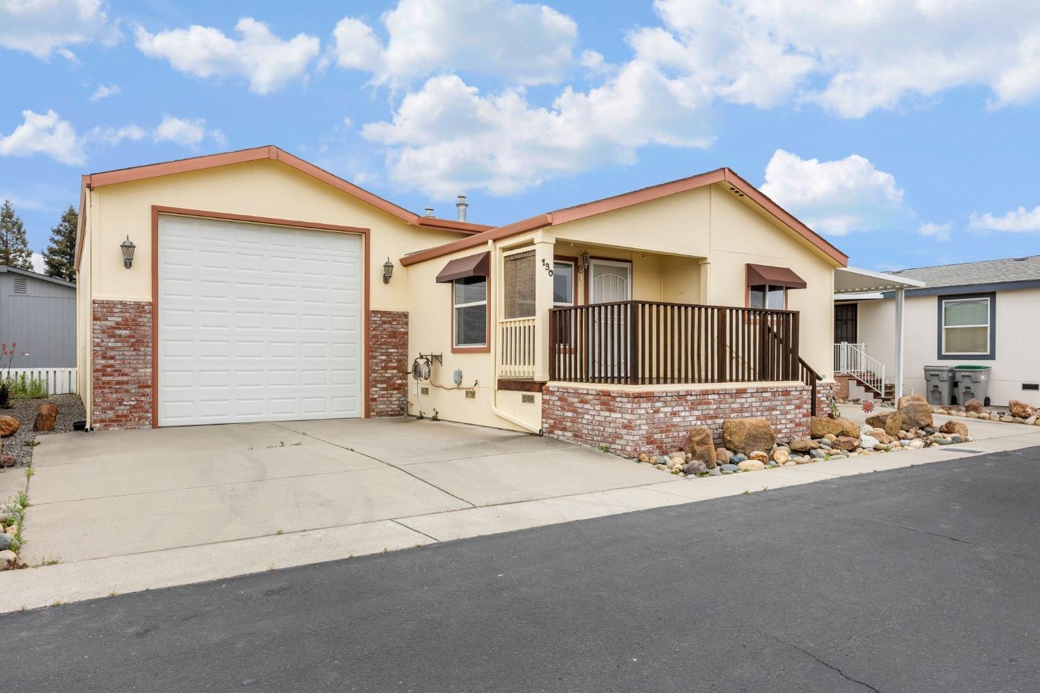 Detail Gallery Image 3 of 27 For 5130 County Road 99w 130, Dunnigan,  CA 95937 - 2 Beds | 2 Baths