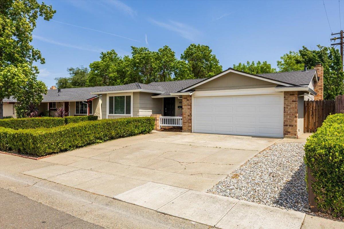 Detail Gallery Image 35 of 35 For 3538 Huntsman Dr, Sacramento,  CA 95826 - 4 Beds | 2 Baths