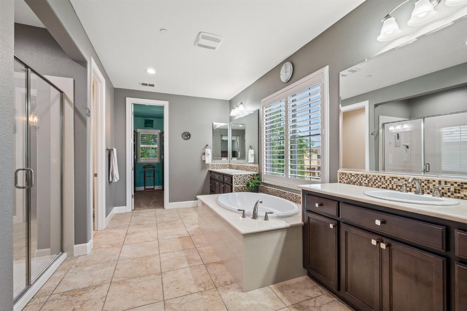 Detail Gallery Image 28 of 70 For 902 Anvil Cir, Rocklin,  CA 95765 - 4 Beds | 3 Baths