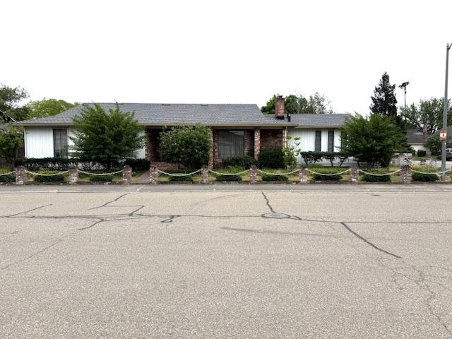 Rockingham Circle, Lodi, California image 1