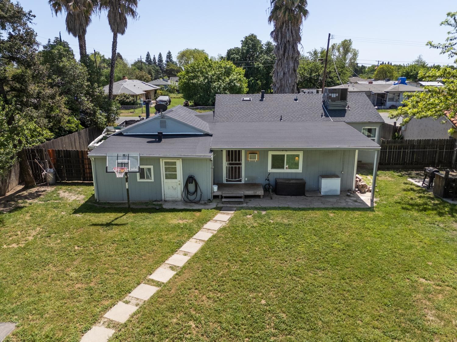 Marcia Avenue, Yuba City, California image 11