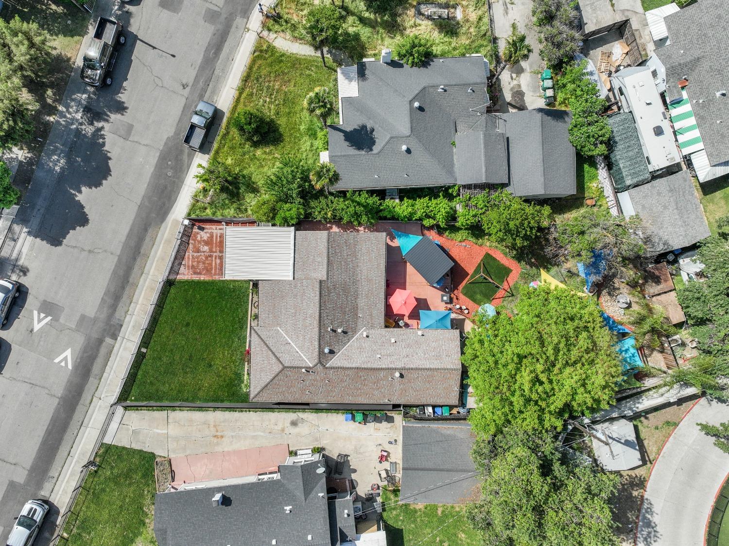 Detail Gallery Image 56 of 60 For 2021 N Sierra Nevada St, Stockton,  CA 95205 - 3 Beds | 2 Baths