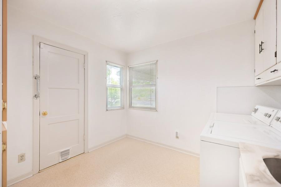 Detail Gallery Image 24 of 32 For 5424 Virginia Way, Sacramento,  CA 95822 - 3 Beds | 2 Baths