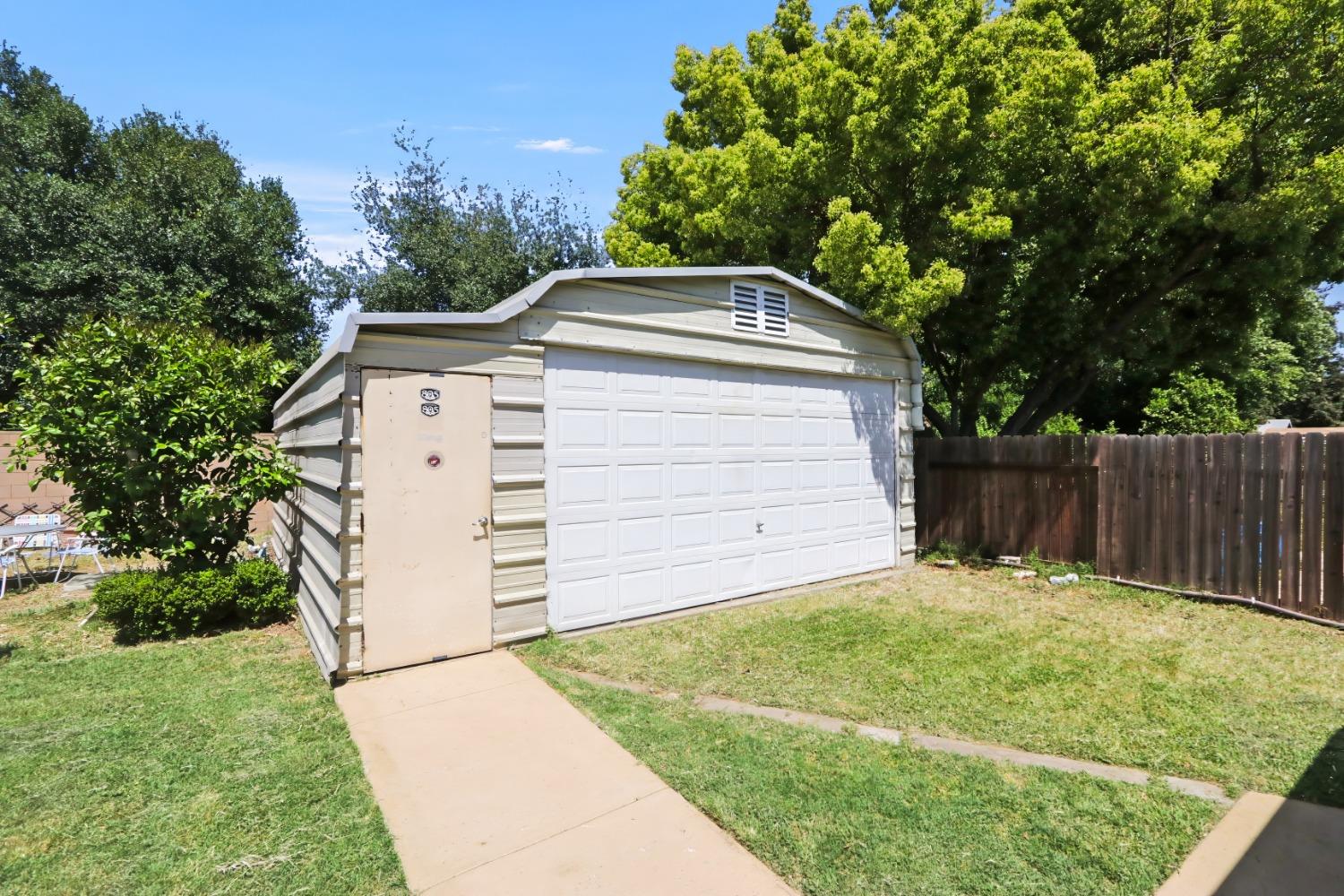 Kliever Way, Elk Grove, California image 27