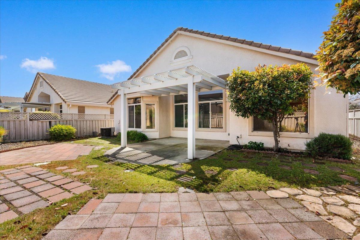 Timberrose Way, Roseville, California image 31