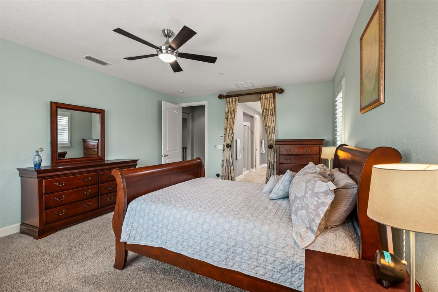 Detail Gallery Image 27 of 70 For 902 Anvil Cir, Rocklin,  CA 95765 - 4 Beds | 3 Baths