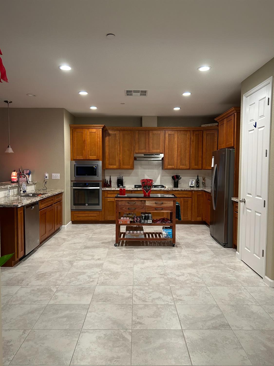 E Knights Ferry Drive, Plumas Lake, California image 4
