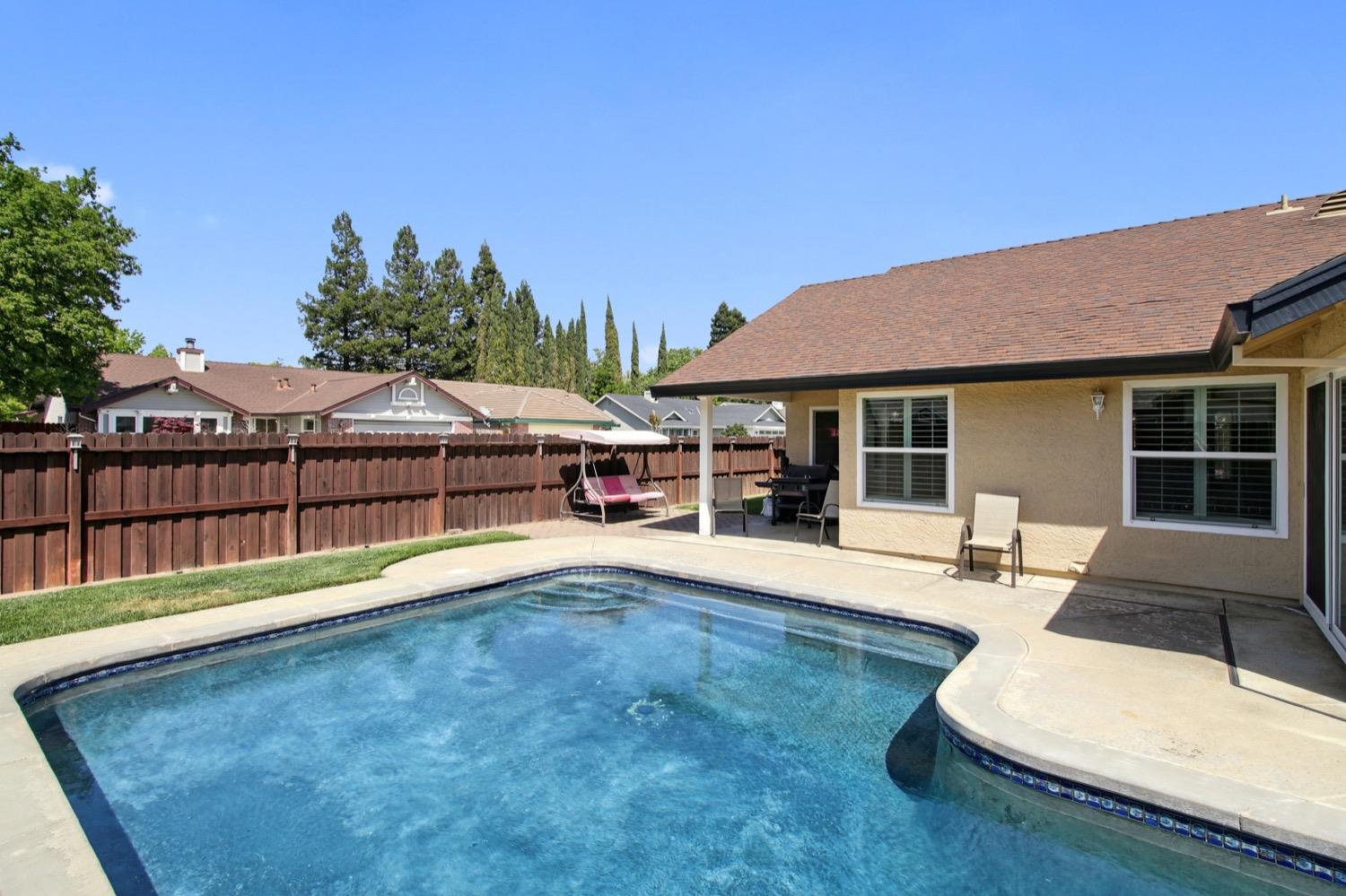 Adelante Court, Elk Grove, California image 31