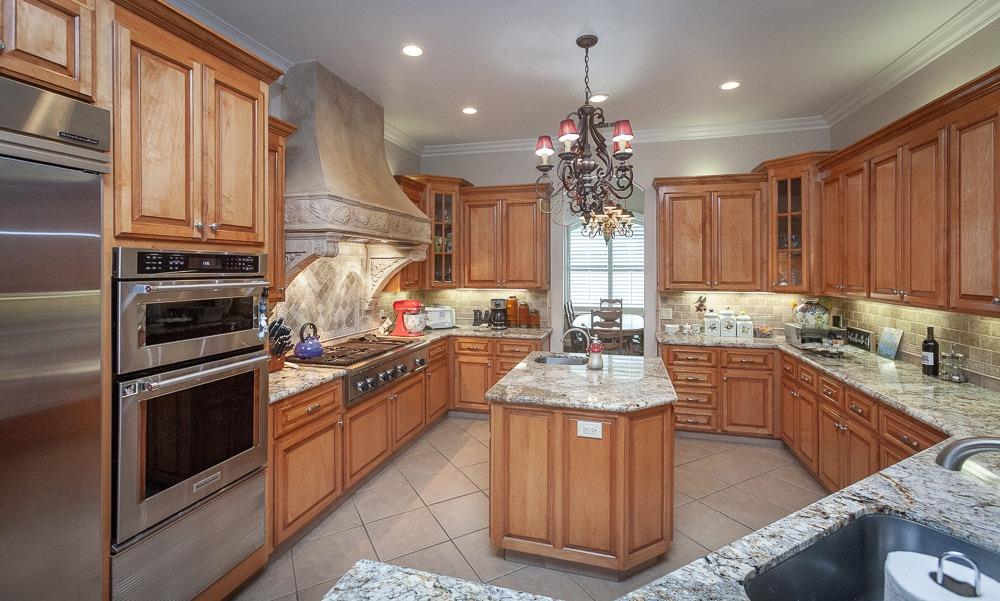 Detail Gallery Image 16 of 87 For 1111 Brighton Way, Lodi,  CA 95242 - 4 Beds | 3/1 Baths