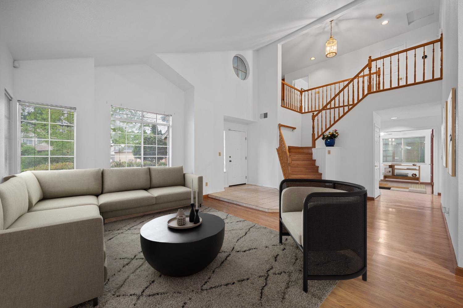 E Sparrow Hawk Court, Elk Grove, California image 6