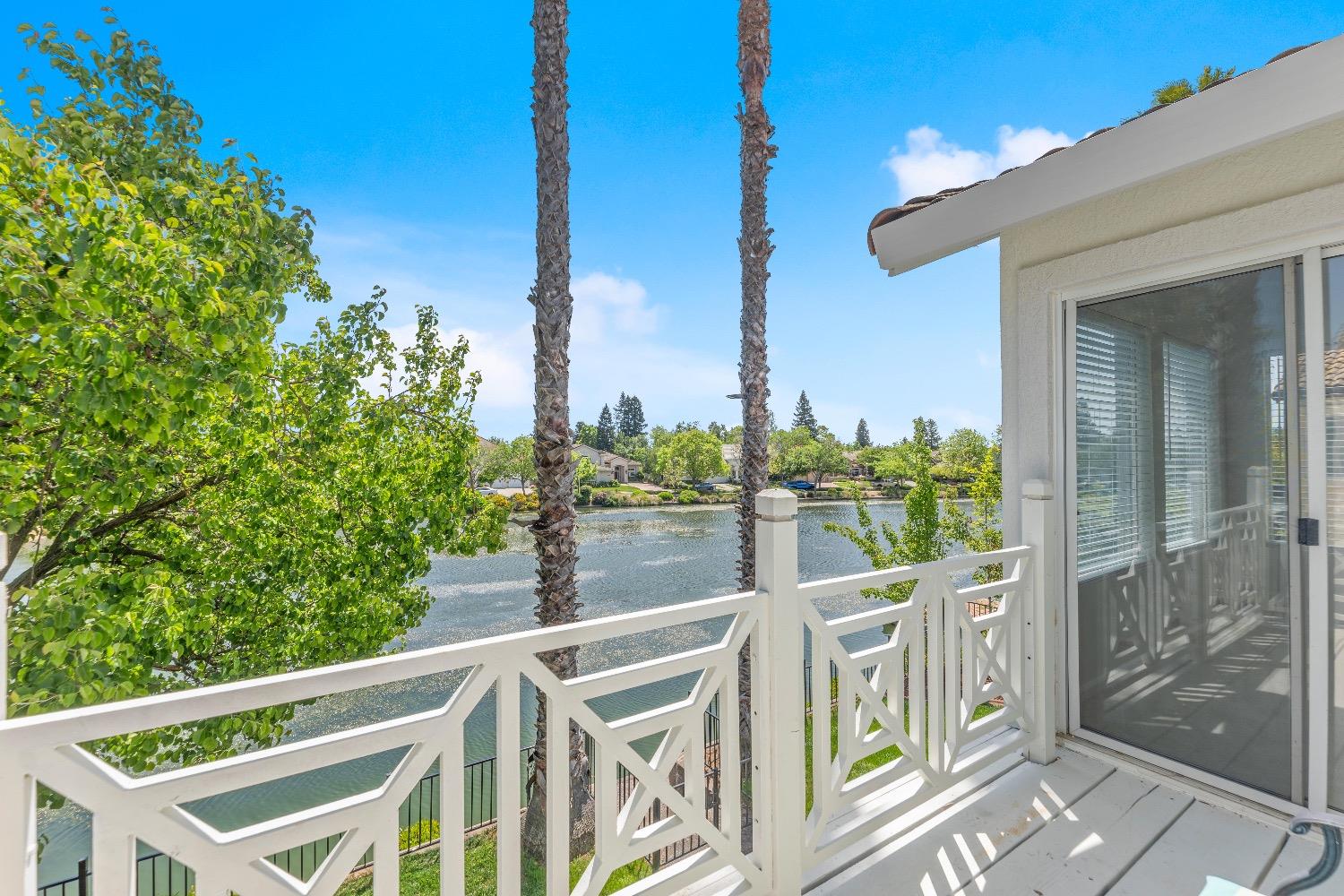W Island Court, Elk Grove, California image 37
