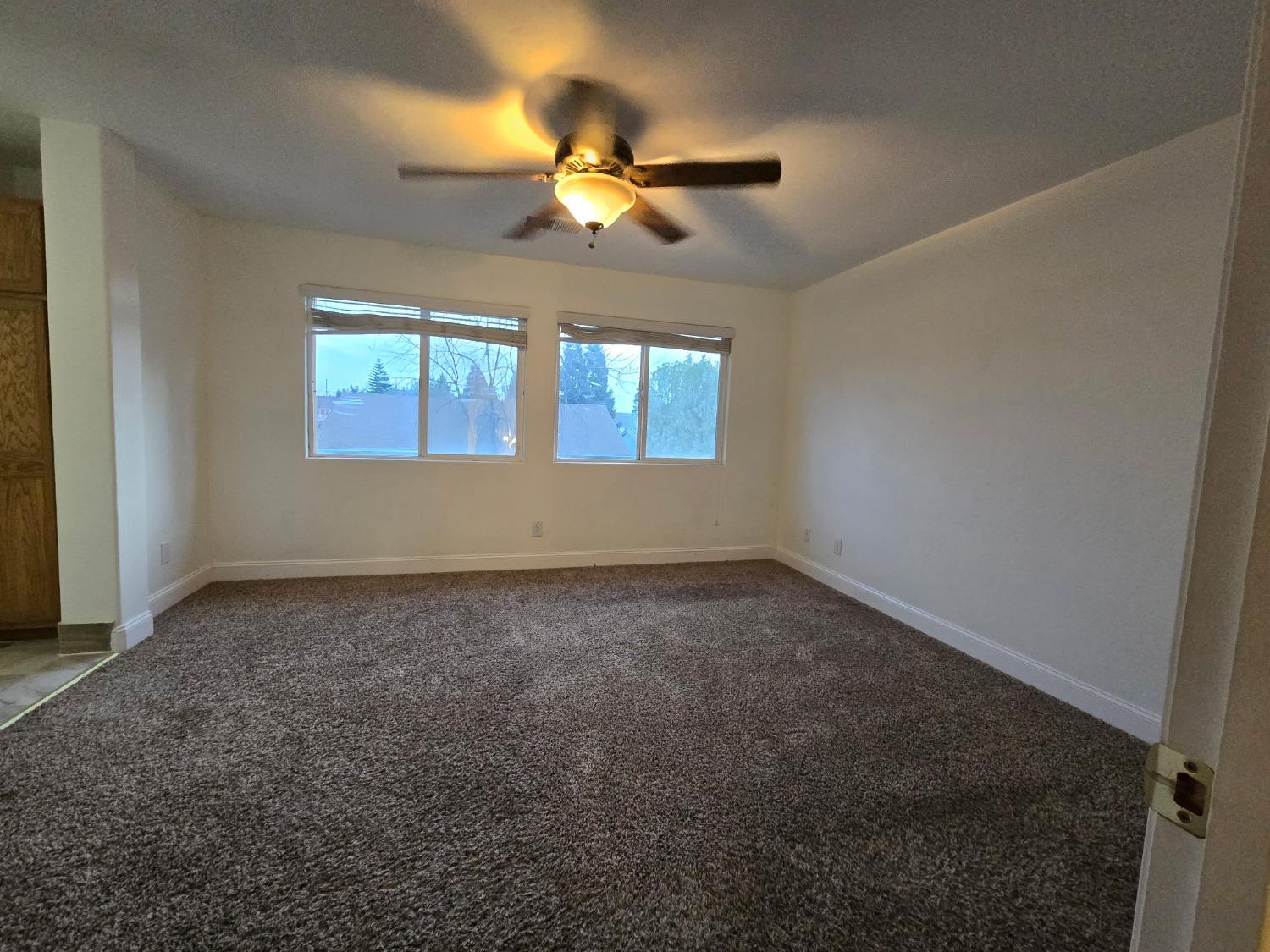 Detail Gallery Image 14 of 21 For 2851 W Sedona Ave, Visalia,  CA 93291 - 4 Beds | 2/1 Baths