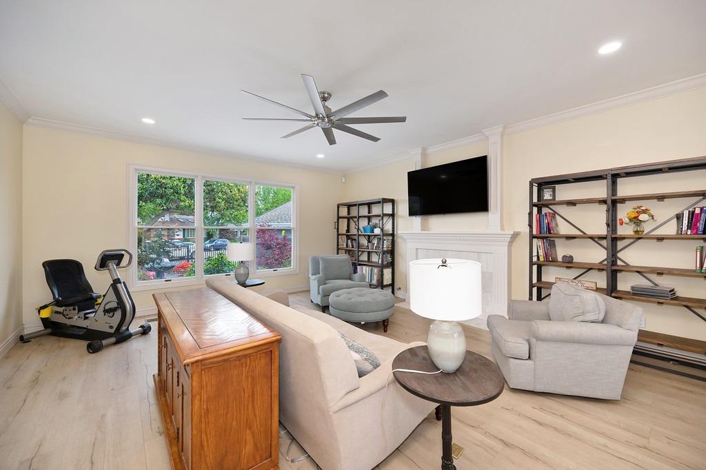 property-img