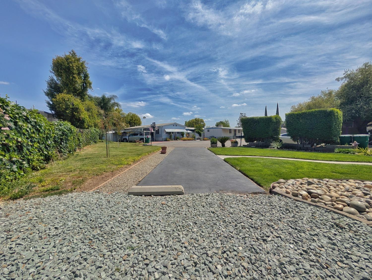 Detail Gallery Image 4 of 67 For 4900 N Hwy 99, Stockton,  CA 95212 - 3 Beds | 2 Baths