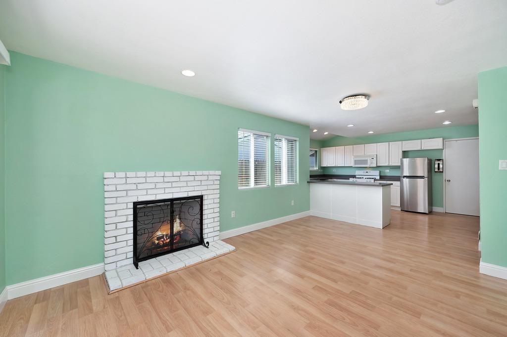 Detail Gallery Image 9 of 28 For 2363 Mcgregor Dr, Rancho Cordova,  CA 95670 - 4 Beds | 4 Baths