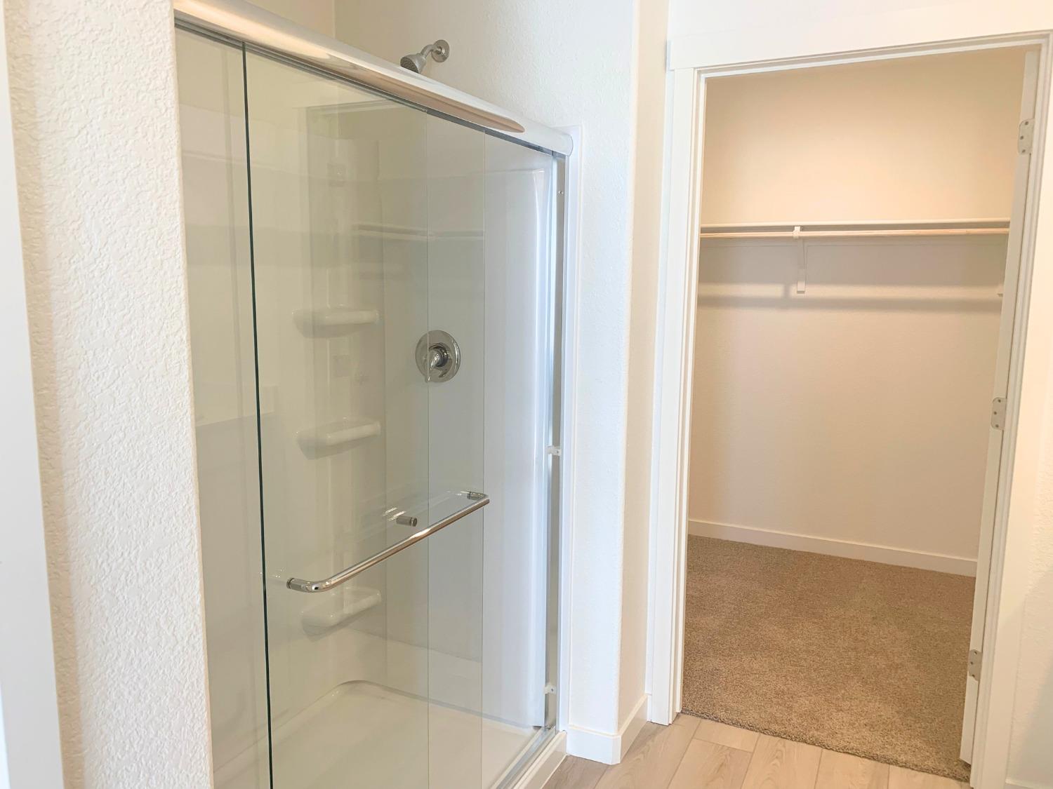 Detail Gallery Image 5 of 10 For 5093 E Turin Ct, Stockton,  CA 95215 - 4 Beds | 2/1 Baths
