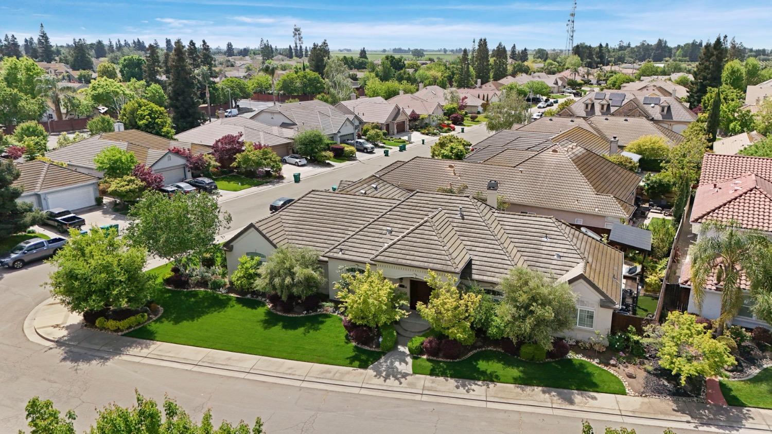Detail Gallery Image 51 of 63 For 1033 Bridgetowne Dr, Lodi,  CA 95242 - 3 Beds | 3 Baths