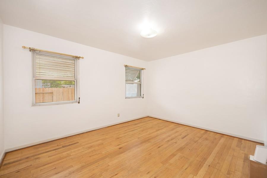 Detail Gallery Image 15 of 32 For 5424 Virginia Way, Sacramento,  CA 95822 - 3 Beds | 2 Baths