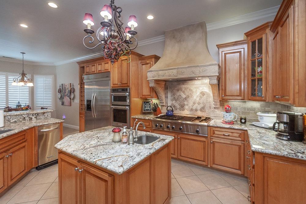 Detail Gallery Image 19 of 87 For 1111 Brighton Way, Lodi,  CA 95242 - 4 Beds | 3/1 Baths