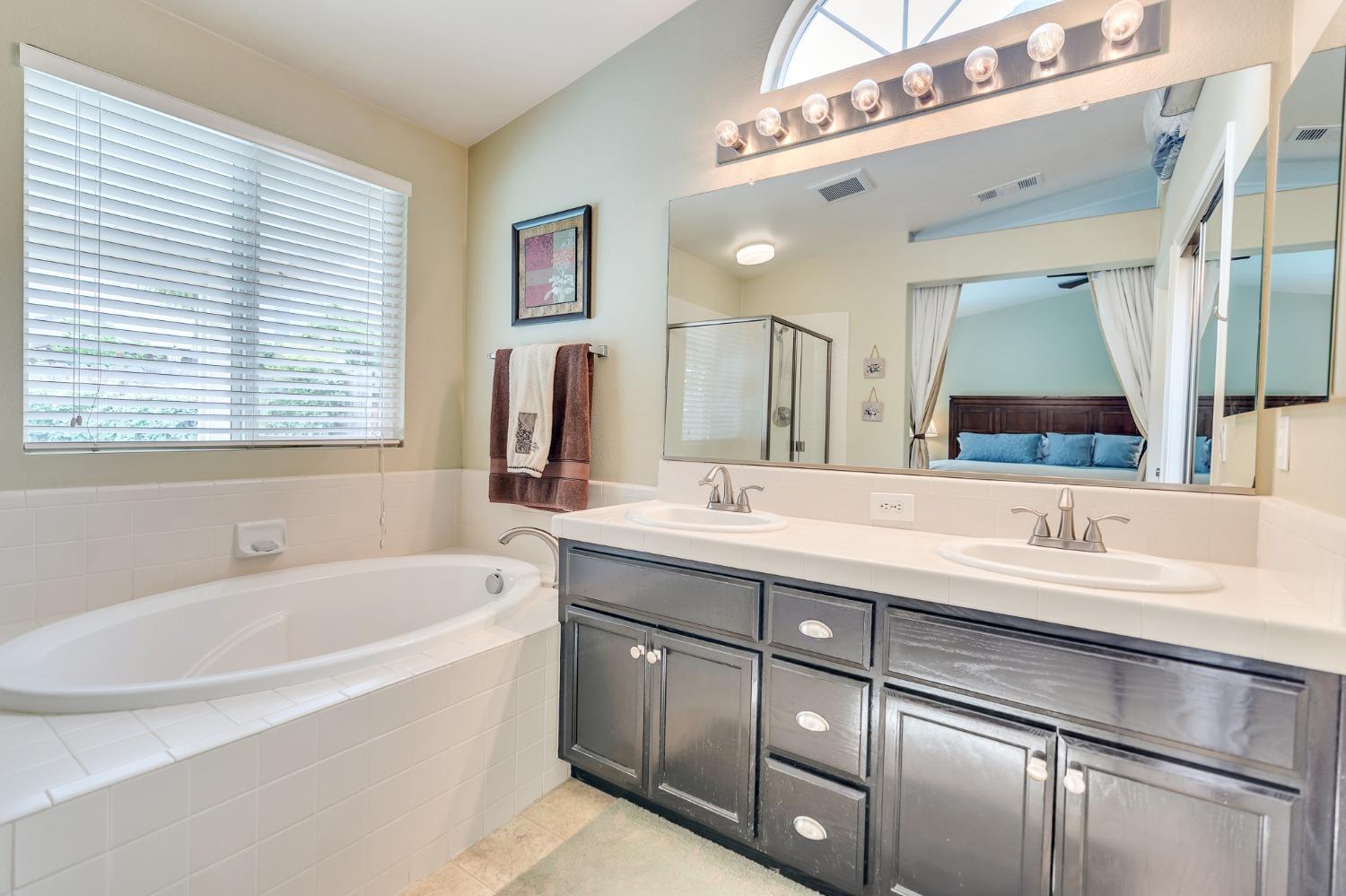 Detail Gallery Image 52 of 77 For 679 Birch Ave, Los Banos,  CA 93635 - 4 Beds | 2 Baths