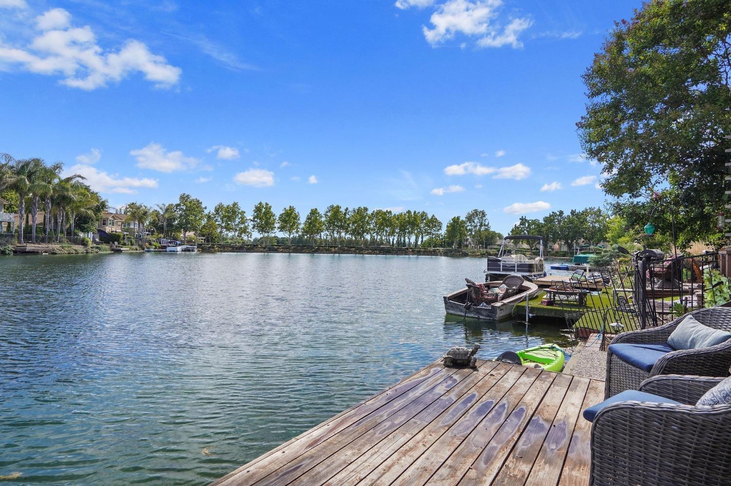 E Laguna Way, Elk Grove, California image 3