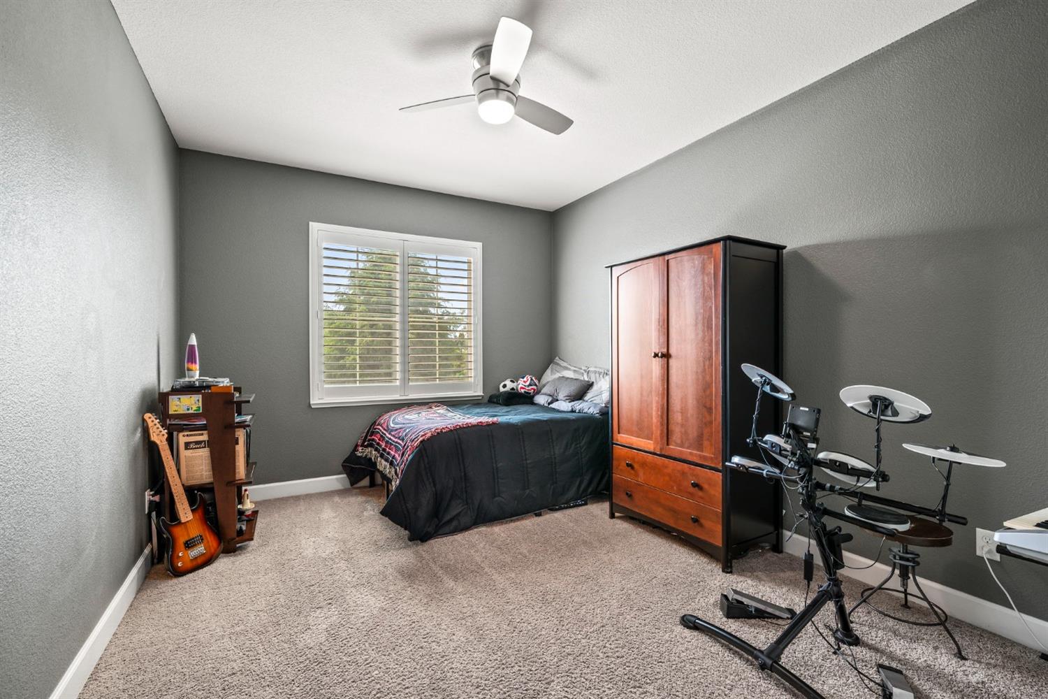 Detail Gallery Image 32 of 70 For 902 Anvil Cir, Rocklin,  CA 95765 - 4 Beds | 3 Baths