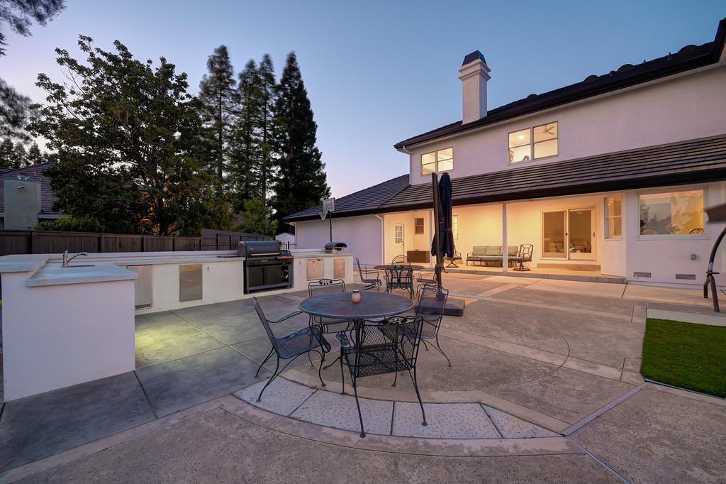 property-img