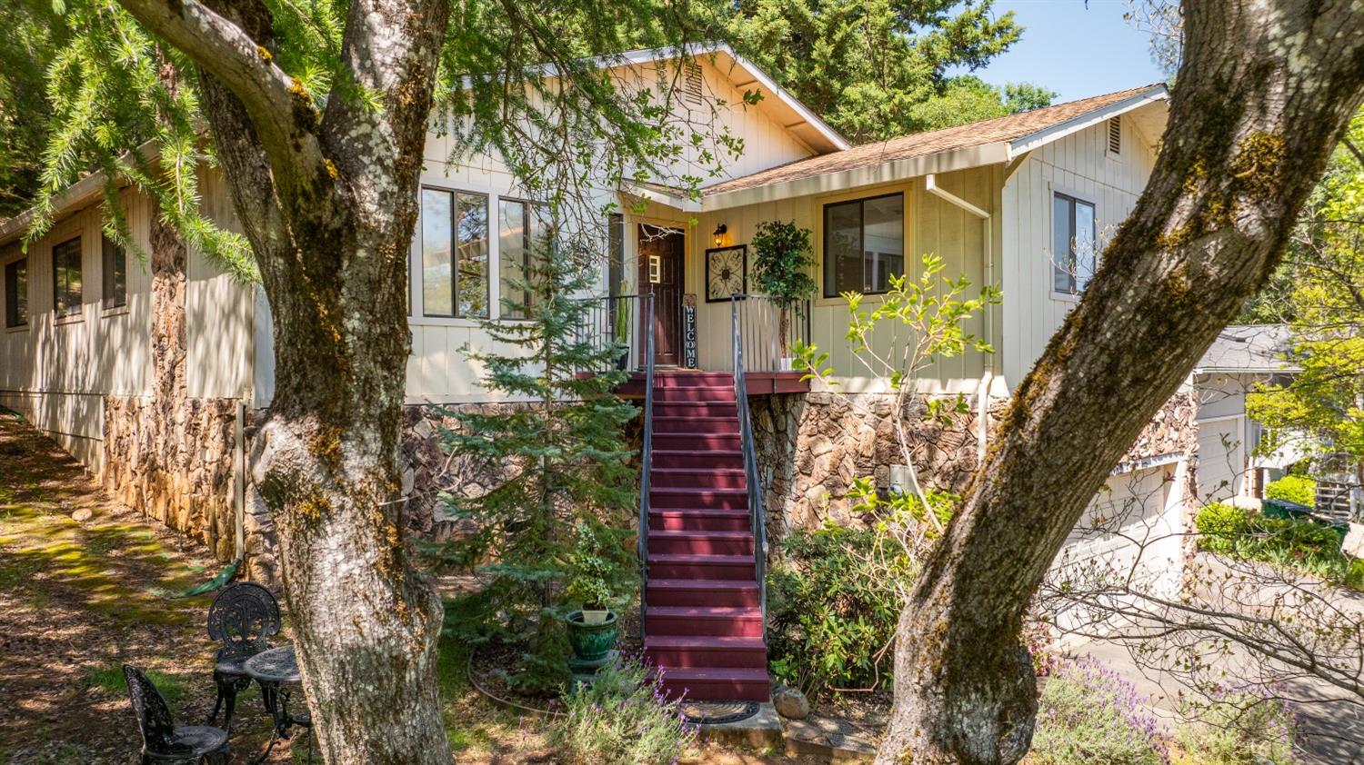 Detail Gallery Image 27 of 38 For 12910 Roadrunner Dr, Penn Valley,  CA 95946 - 3 Beds | 2 Baths