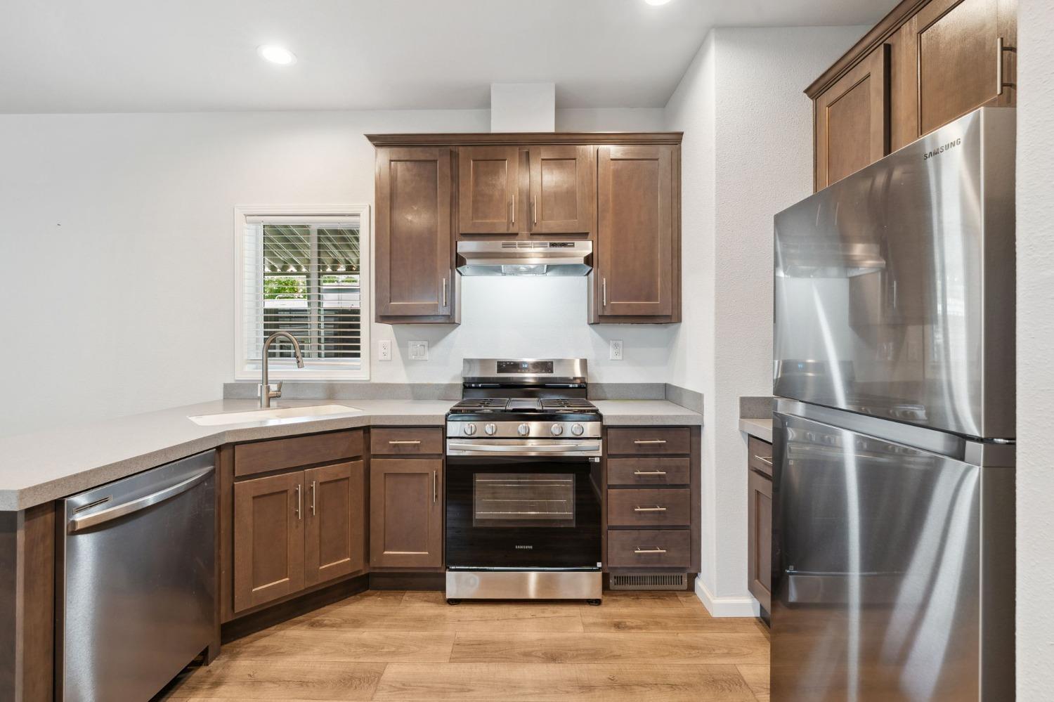 Detail Gallery Image 10 of 22 For 2000 West Capitol Ave. 125, West Sacramento,  CA 95691 - 2 Beds | 2 Baths